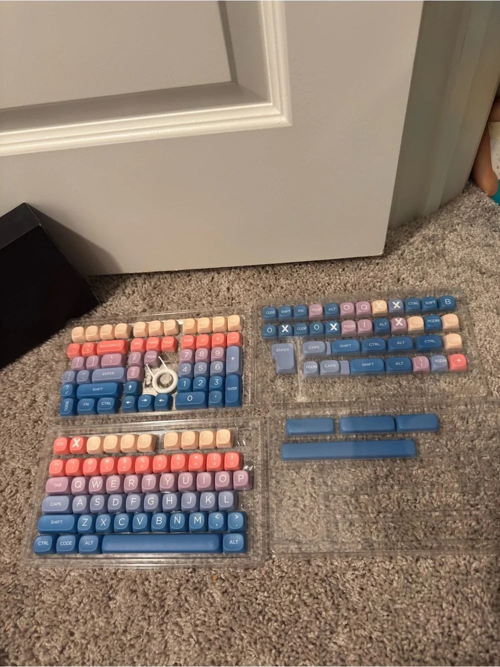 FREE KEYCAPS IF YOU BUY ANY OF MY KEYBOARDS AT LISTED PRICE.